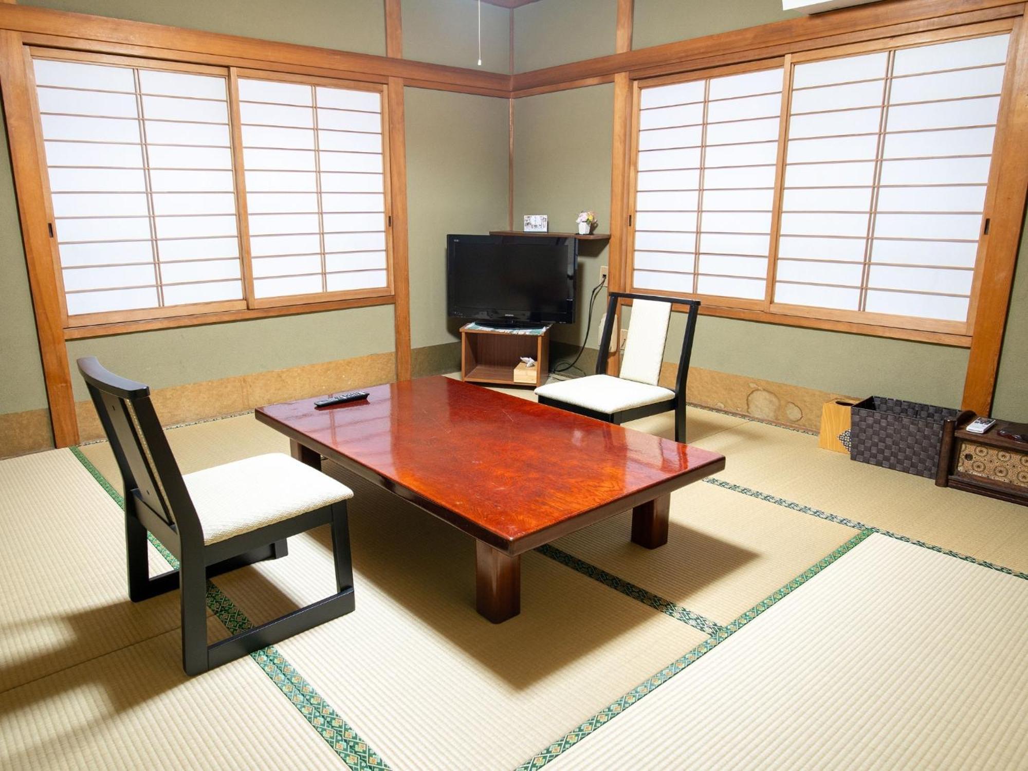 Takayanagi Ryokan - Vacation Stay 88528V Takamatsu Extérieur photo